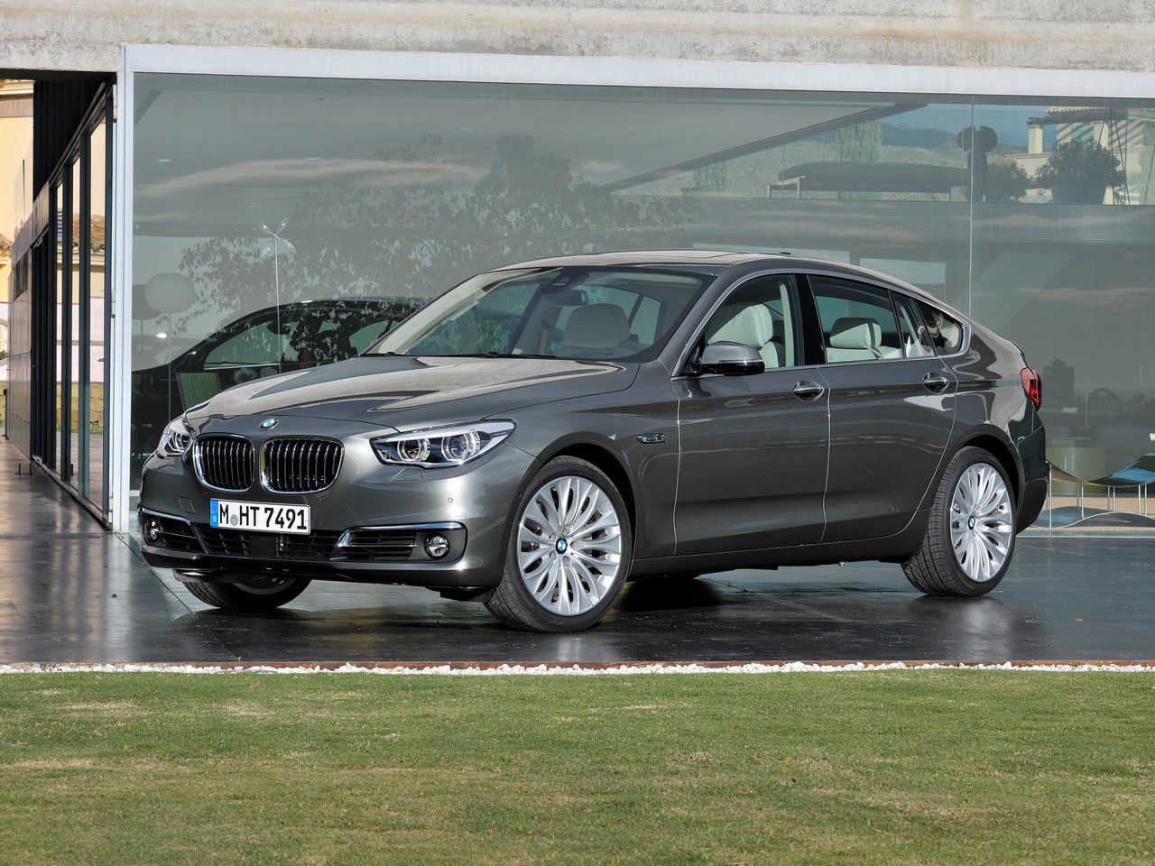 6 f10. BMW 5 f07 Gran Turismo. BMW 5 f10 gt. BMW 5-Series Gran Turismo (f07). БМВ 535i 2013.