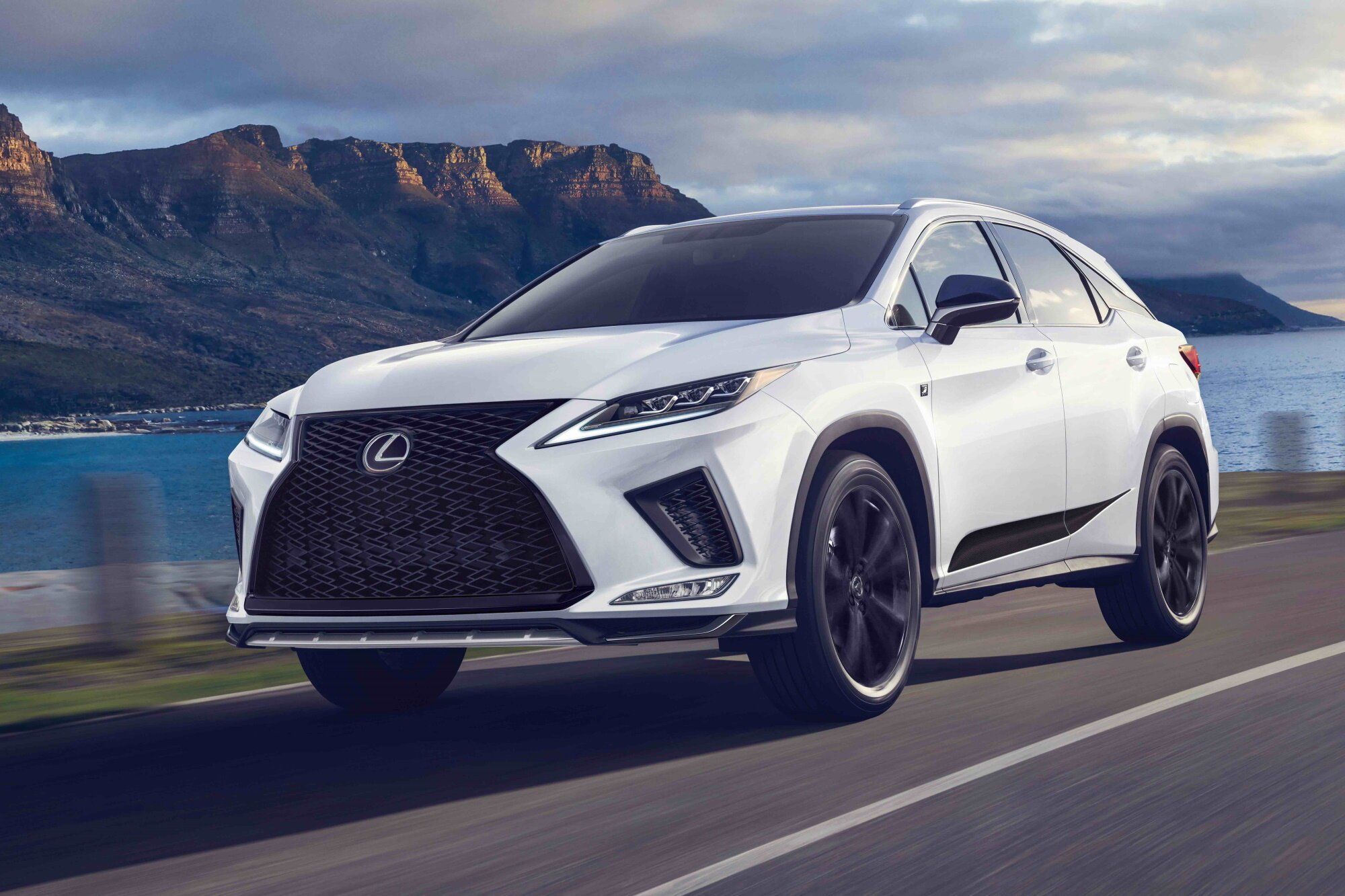 Машина лексус новый. Лексус РХ 350 2020. Лексус rx350 2021. Lexus RX F Sport 2021. Лексус мл.