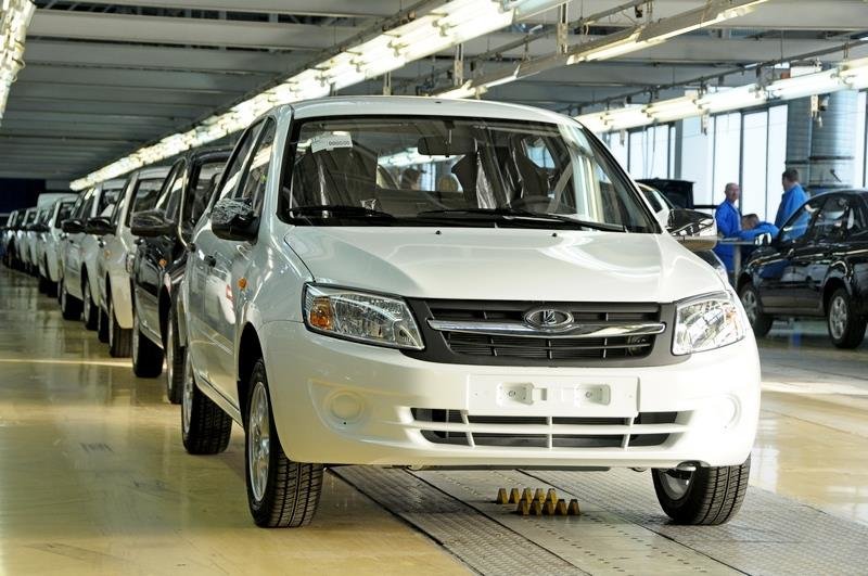 В Казахстане отказались от локального выпуска упрощенных автомобилей LADA Granta в 2022 году