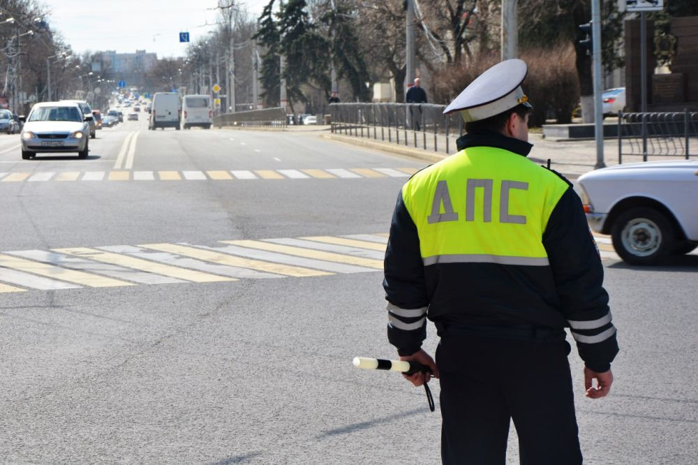 Автосайт NJcar озвучил способы выявления неисправностей автомашин инспекторами ГИБДД прямо на дороге