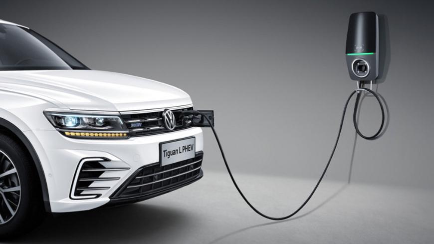 Volkswagen оснастит гибридными двигателями модели Tiguan и Arteon