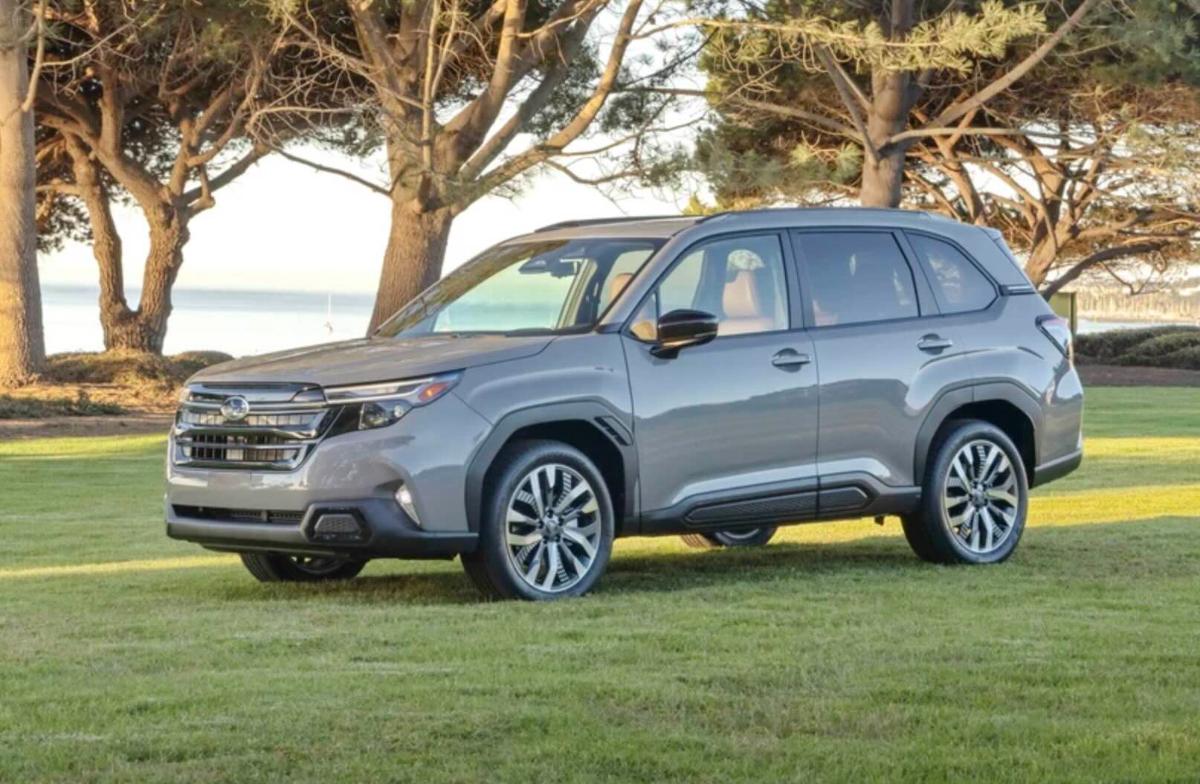 В РФ возобновили продажи новых кроссоверов Subaru Forester: от 6,6 млн рублей 