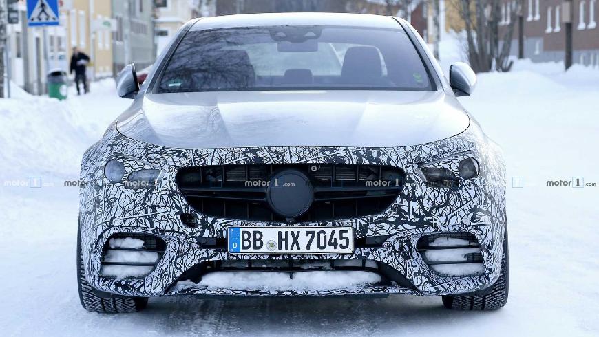 Mercedes-AMG тестирует обновленный седан E63 2021 модельного года 