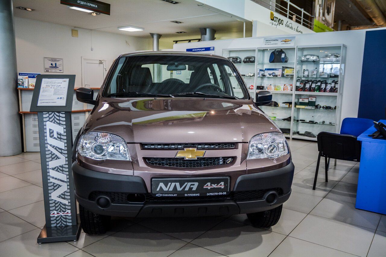 Chevrolet Niva в автосалоне