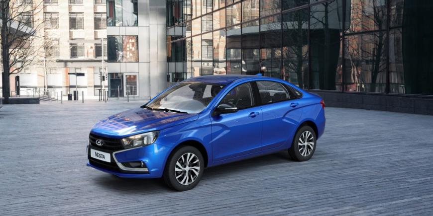 АвтоВАЗ показал новую LADA Vesta с вариатором