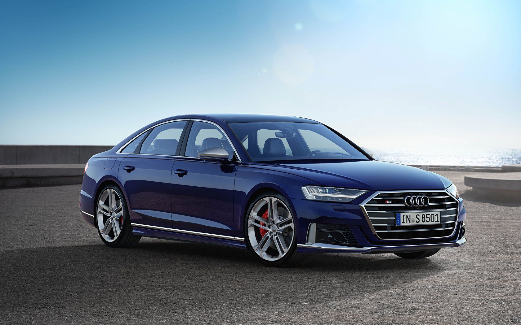 Audi_2019_S8_Worldwide_(D5)_Blue_Metallic_567691_1680x1050.jpg