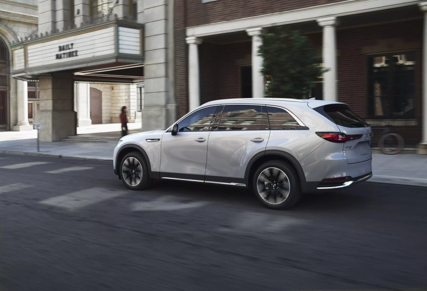 2024-Mazda-CX-90-2-2048x1398.webp