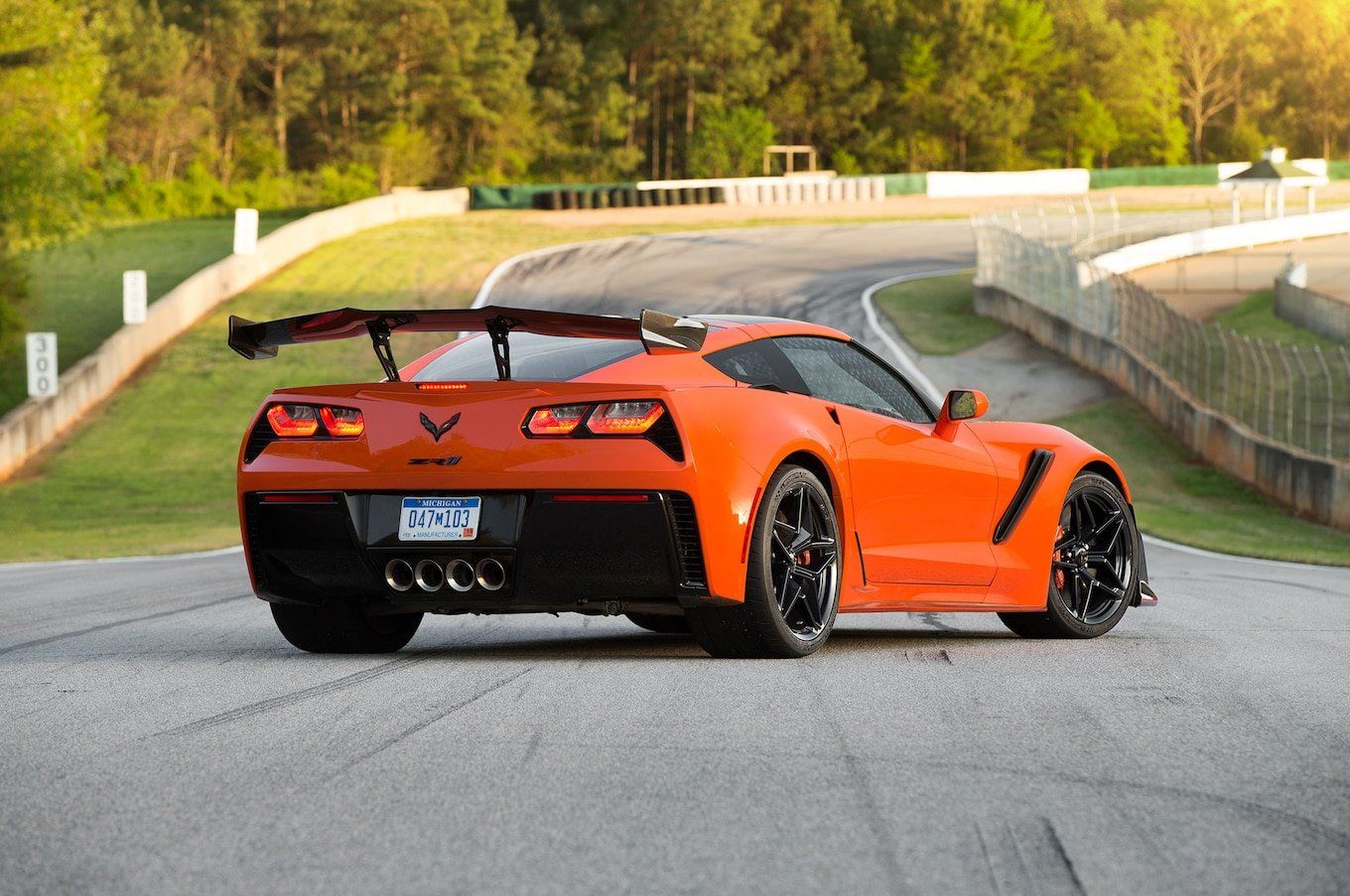 Chevrolet Corvette zr1 2018 Yellow