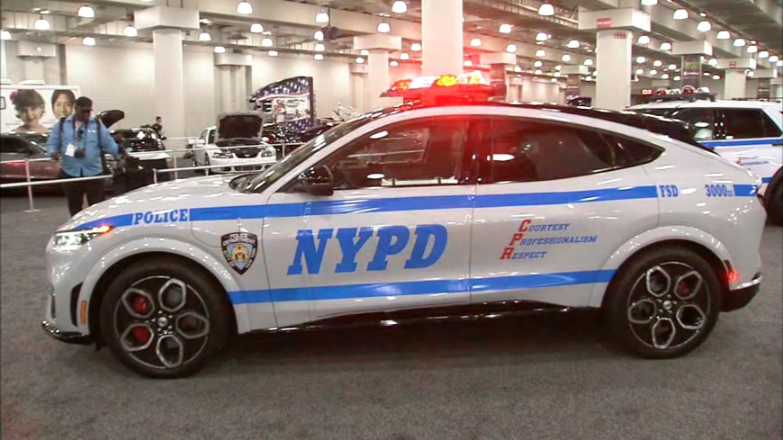 Ford-Mustang-Mach-E-NYPD.jpg