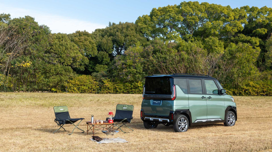 2023-mitsubishi-delica-mini-jdm (1).jpg