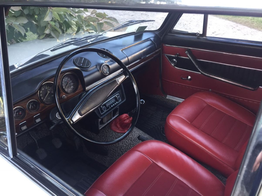 vaz_2106_salon.jpg vaz_2106_salon.jpg