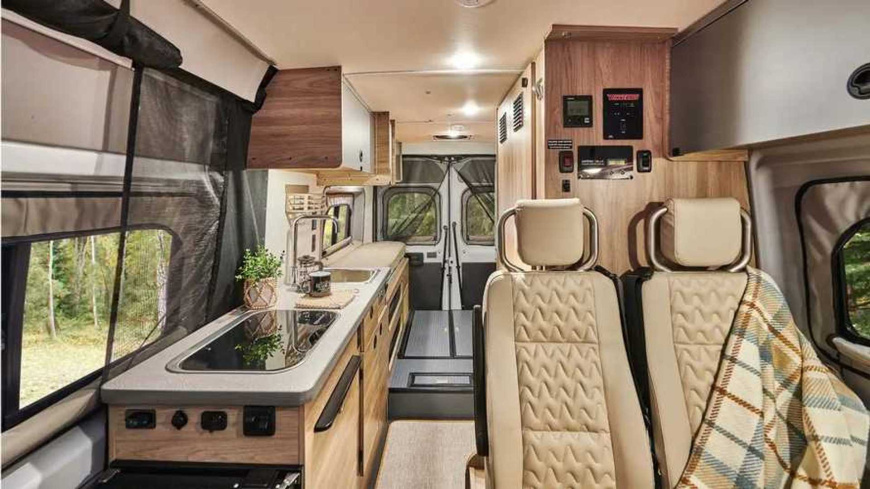 winnebago-solis-national-park-foundation-limited-edition-ram-promaster-cabin.jpg