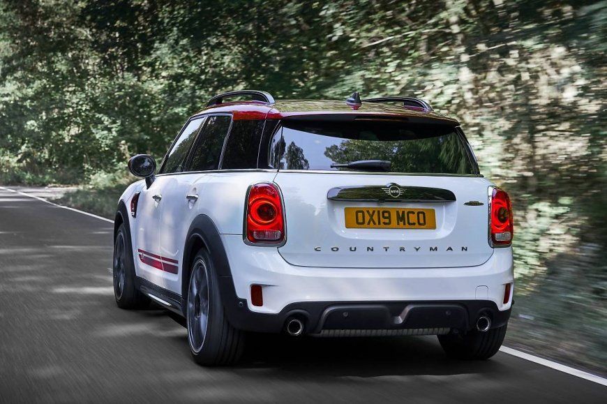 mini-john-cooper-works-clubman-i-countryman-po-liftingu-31031_v1.jpg