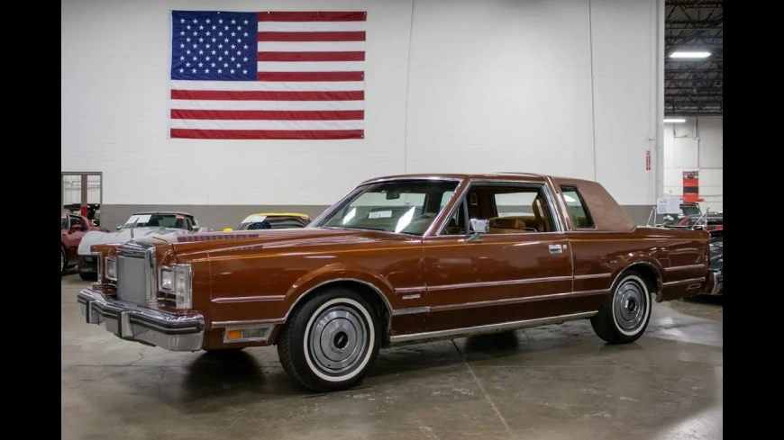 Lincoln-Town-Car-1980.webp Lincoln-Town-Car-1980.webp
