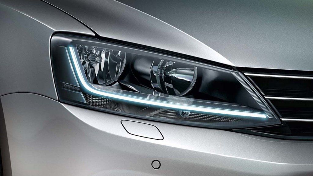 Volkswagen Jetta 201: светодиодная оптика 