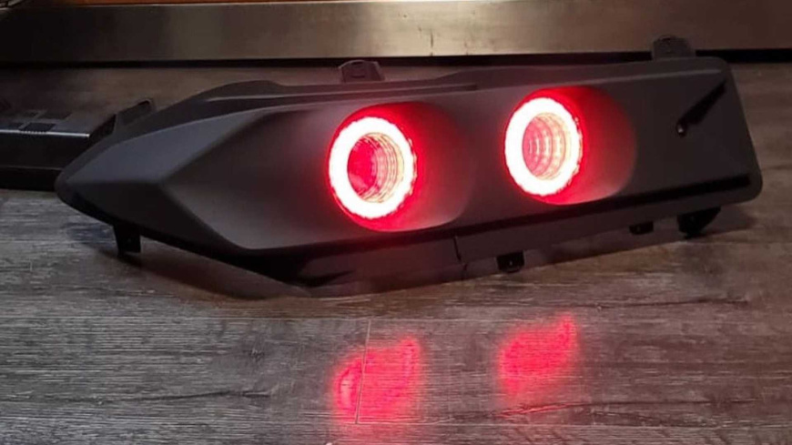 chevrolet-corvette-c8-round-taillights-by-competition-carbon.jpg