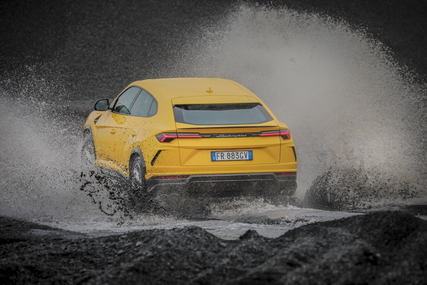 2307fb88-lamborghini-sends-urus-to-iceland-25.jpg