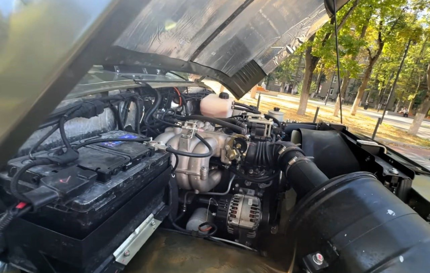 motor_uaz_hanter.jpg motor_uaz_hanter.jpg