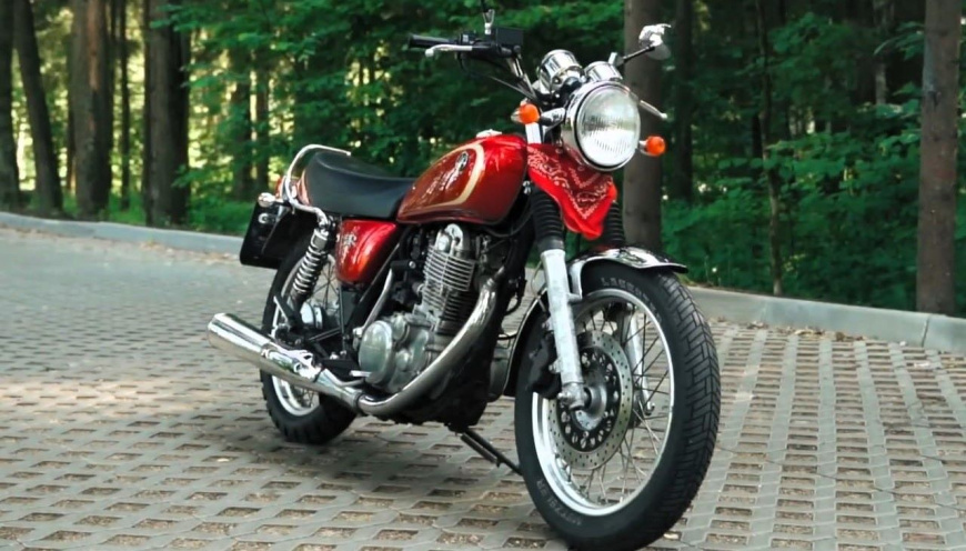 Yamaha_SR400.jpg