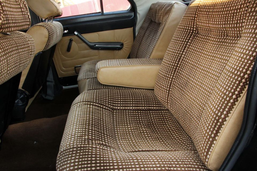 zadnye_mesta_gaz_3102.jpg zadnye_mesta_gaz_3102.jpg