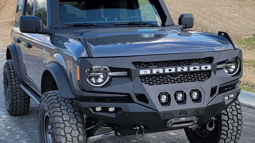 В Сети показали более злую версию внедорожника Ford Bronco Grumper 
