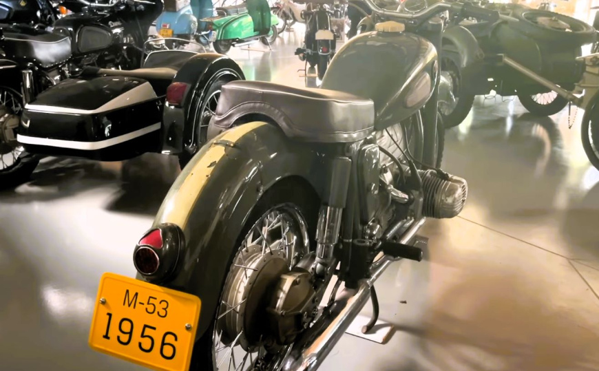 m_53_1956.jpg m_53_1956.jpg