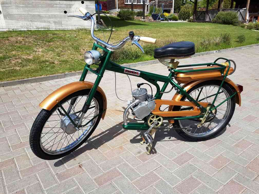 moped_riga.jpg