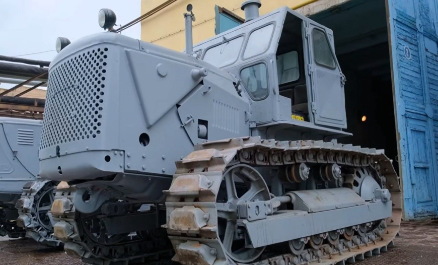 traktor_t_100.jpg