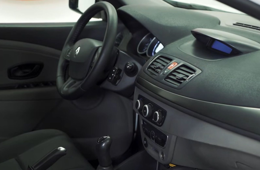 salon_Renault_Megane_III .jpg