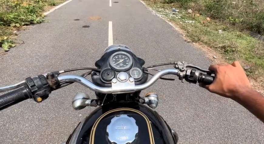 Pribornaya_panel_Royal_Enfield .jpg