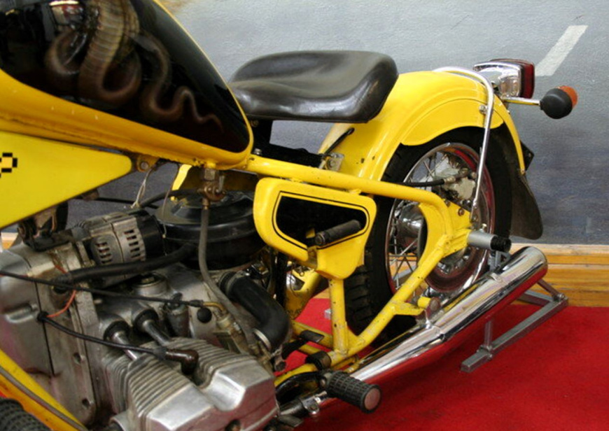 sedlo_moto_cobra.jpg sedlo_moto_cobra.jpg