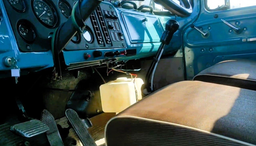 salon_zil_133.jpg