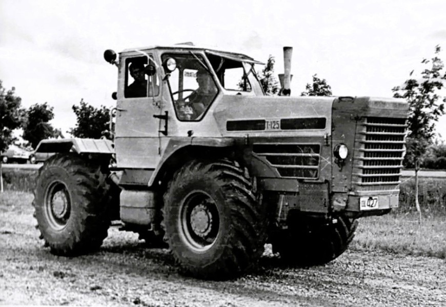 traktor_t_125.jpg