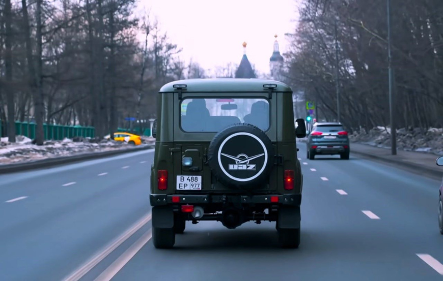 zad_uaz_hanter.jpg zad_uaz_hanter.jpg