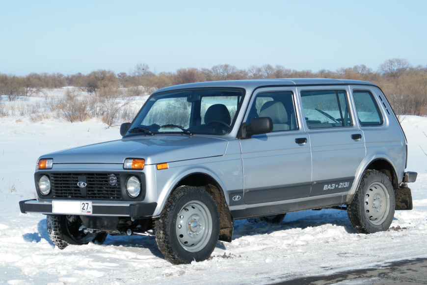 Lada_Niva_(VAZ_2121).jpg