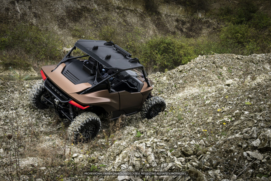2021-Lexus-ROV-Concept-14.jpg