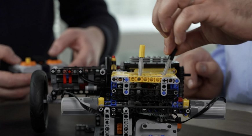 Renault-LEGO-e-tech-inspiration-4.jpg