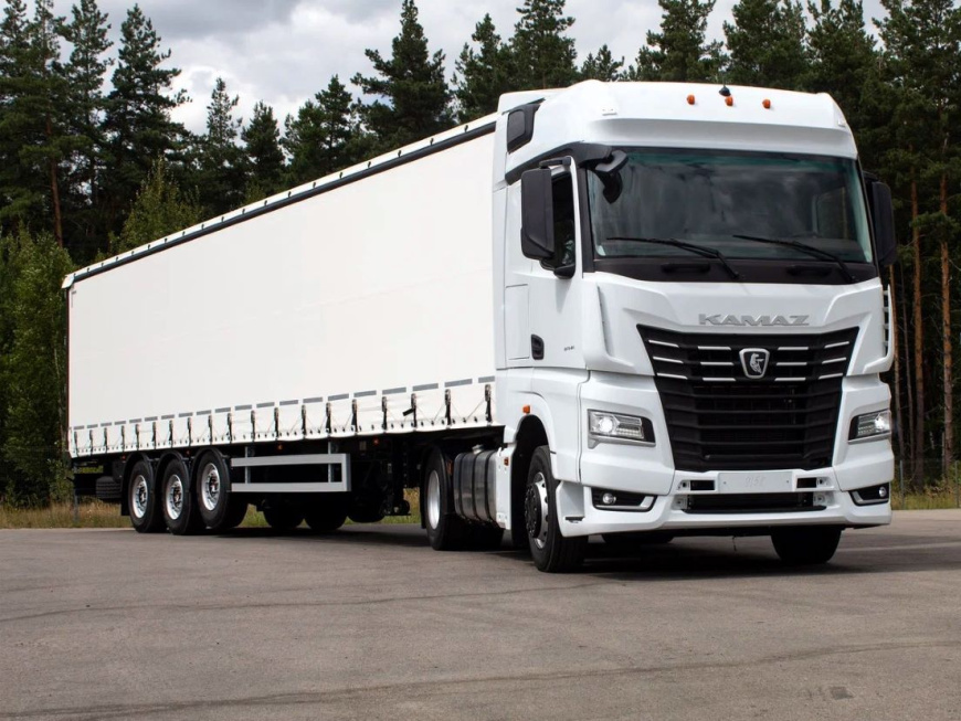 kamaz.jpg kamaz.jpg