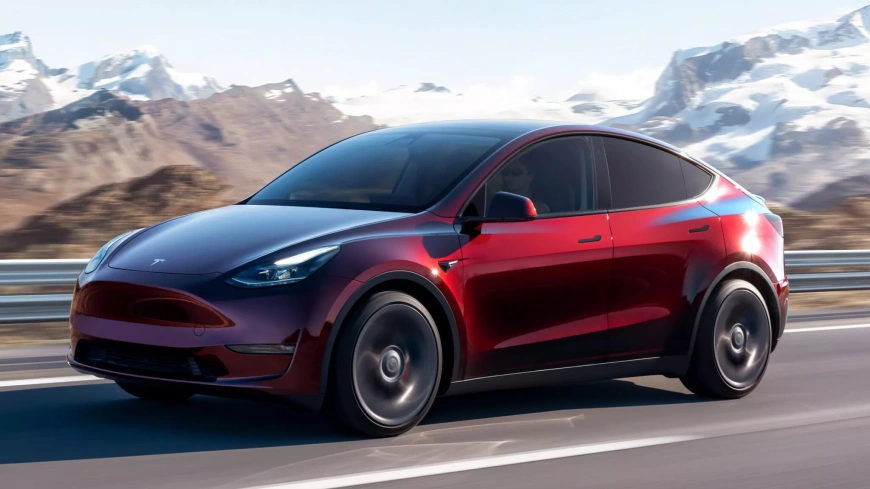 2023-Tesla-Model-Y-2048x1152.webp