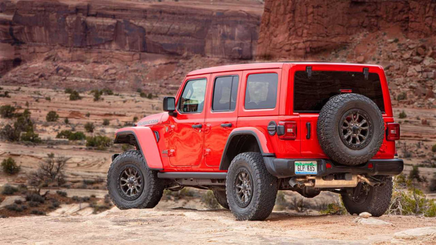 2021-jeep-wrangler-rubicon-392-first-drive-review (1).jpg