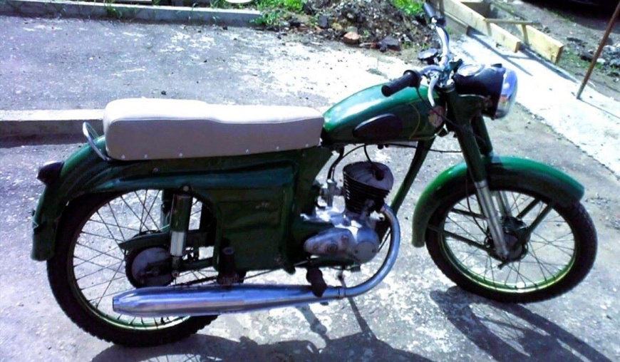 m_104_minsk_moto.jpg m_104_minsk_moto.jpg