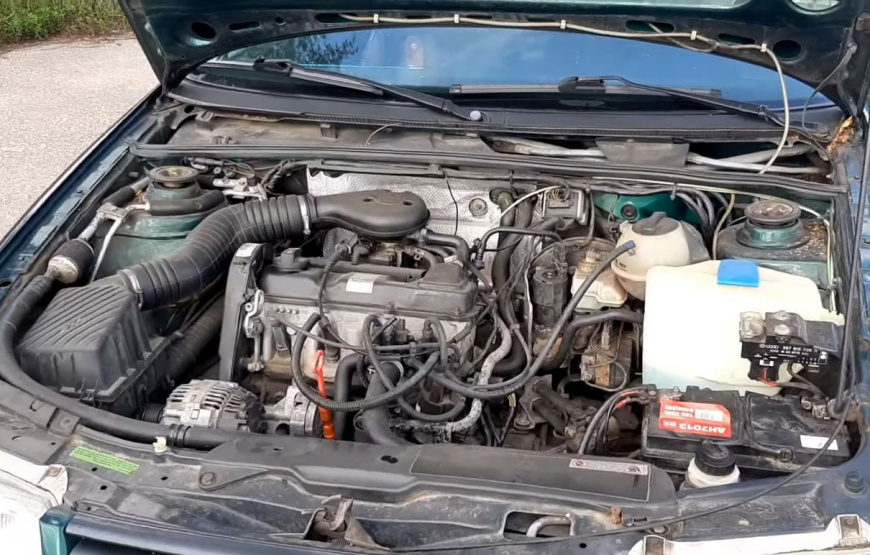 motor_passat_b3_1_8.jpg