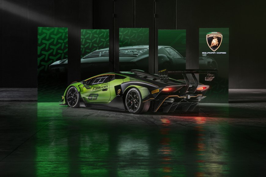 Lamborghini-Essenza-SCV12-4.jpg