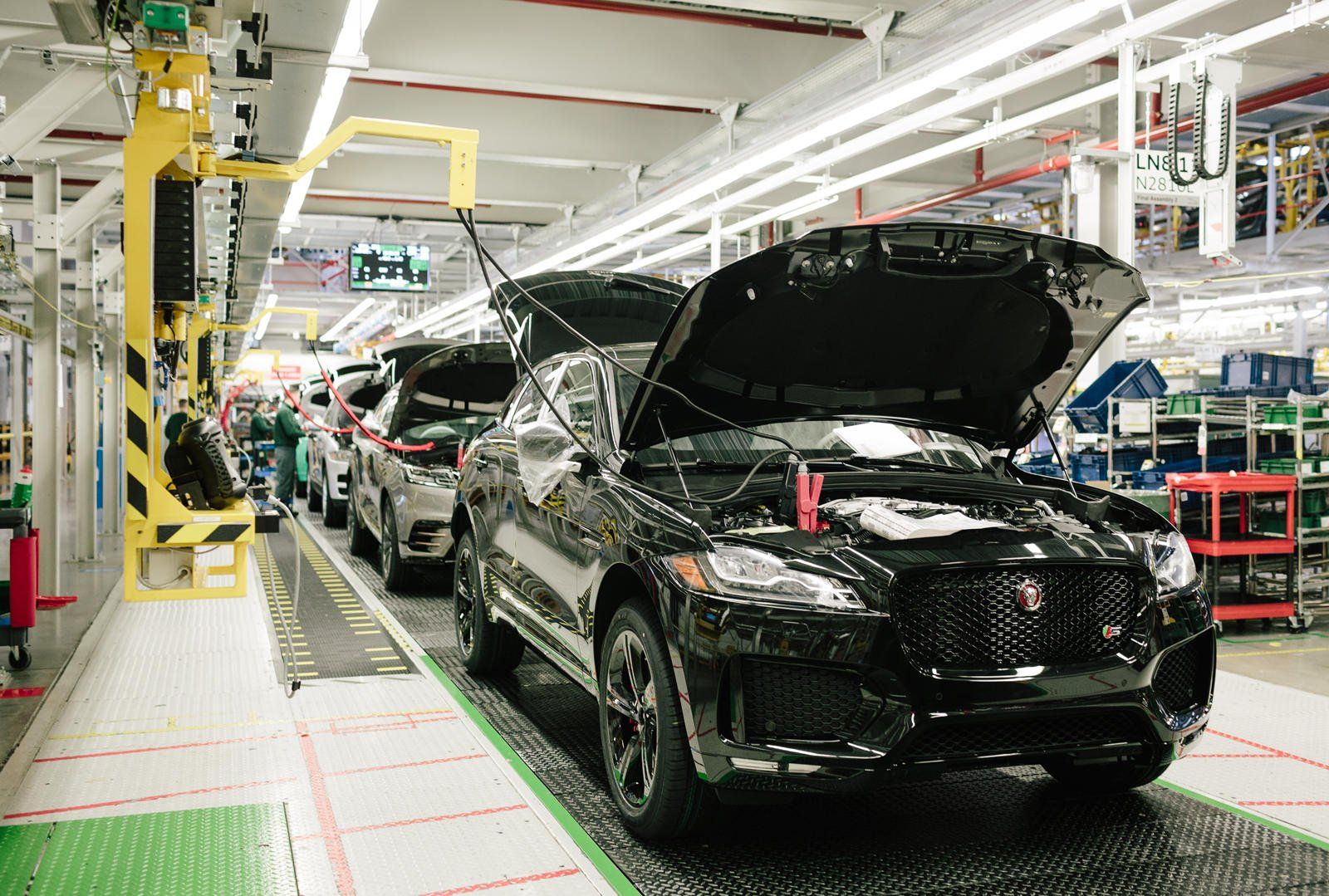 Jaguar-Land-Rover-plant-assembly.jpg