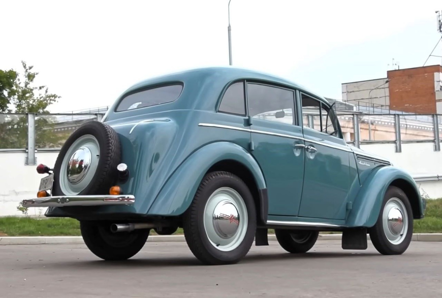 zad_moskvich_400.jpg zad_moskvich_400.jpg