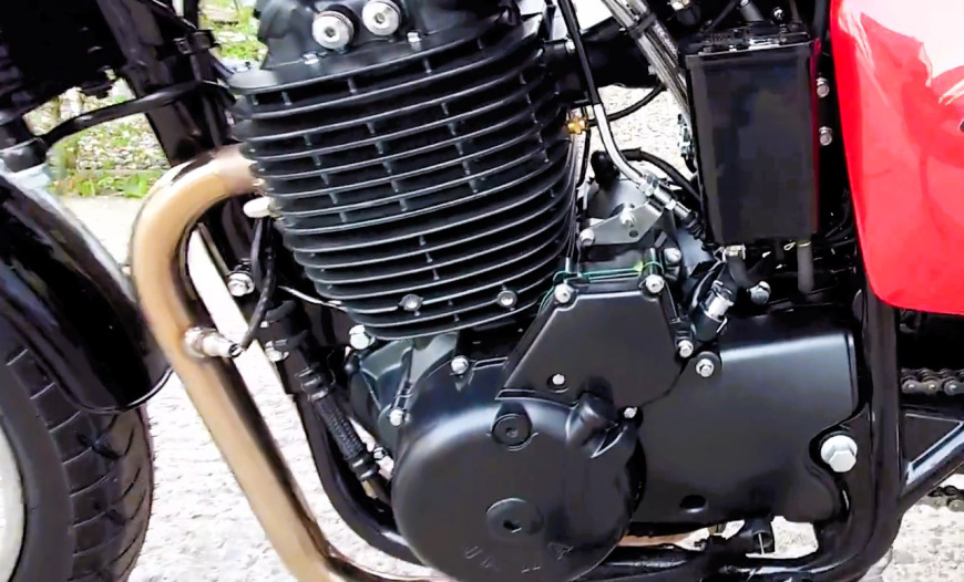 motor_jawa_650.jpg motor_jawa_650.jpg
