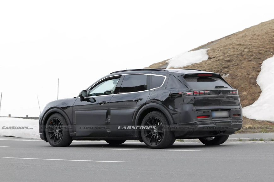 Porsche-Cayenne-EV-10.webp