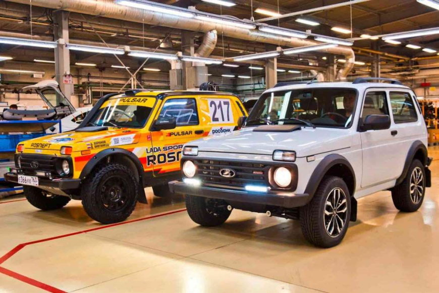 lada_niva_sport_usine.jpg