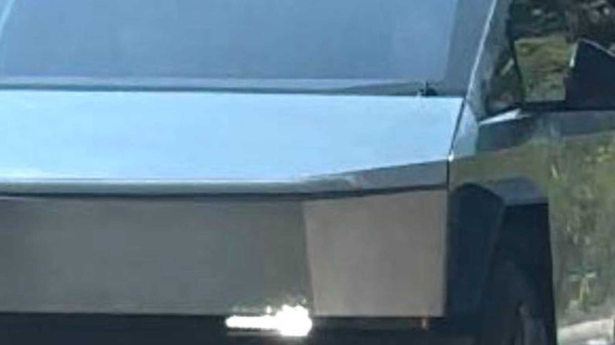tesla-cybertruck-prototype-spotted-without-windshield-wiper.jpg