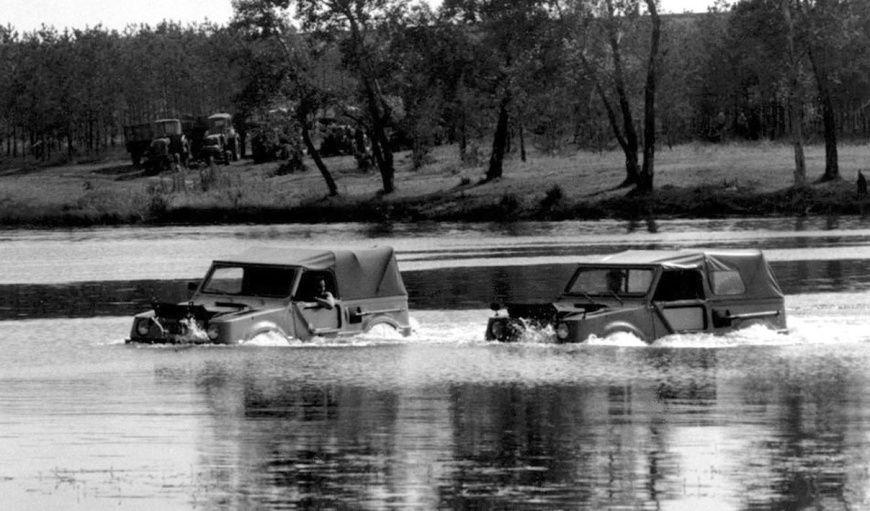 vaz-2122-na-vode.jpg vaz-2122-na-vode.jpg